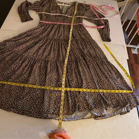 LINI Long Dress Womens Size Large Leopard Cora VNeck Tiered Print Long Sleeve - Picture 16 of 16